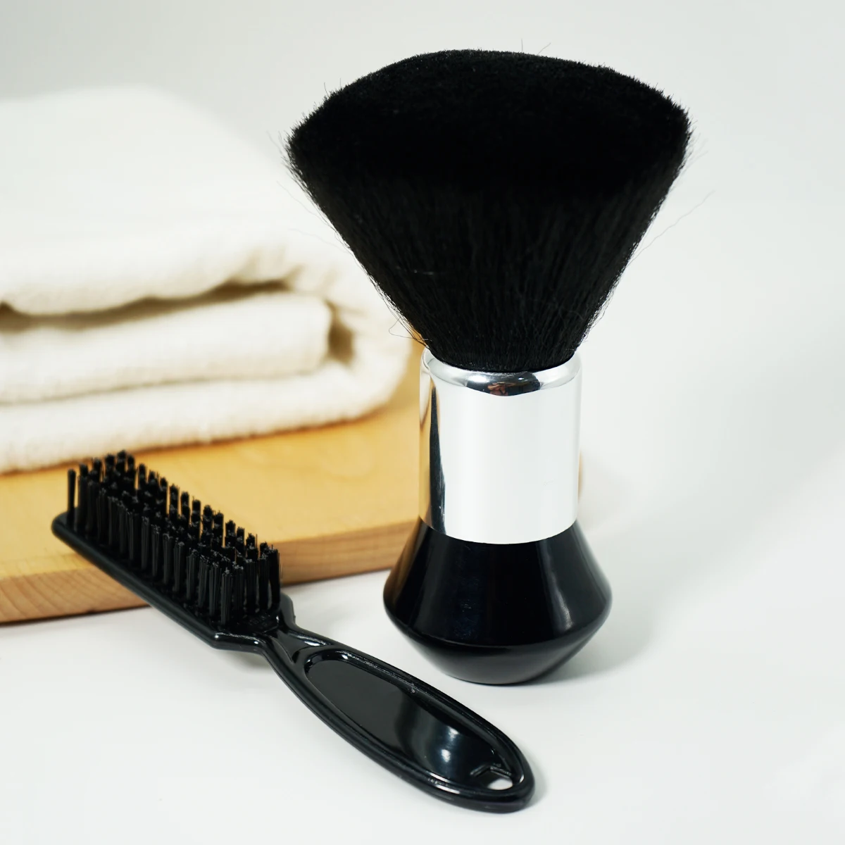 Hair Clipper - バリカンネッククリーナーヘアクリーナー集塵機ヘアブラシヘアサロンヘアブラシツールヘア、本物の髪のかつらのための特別な